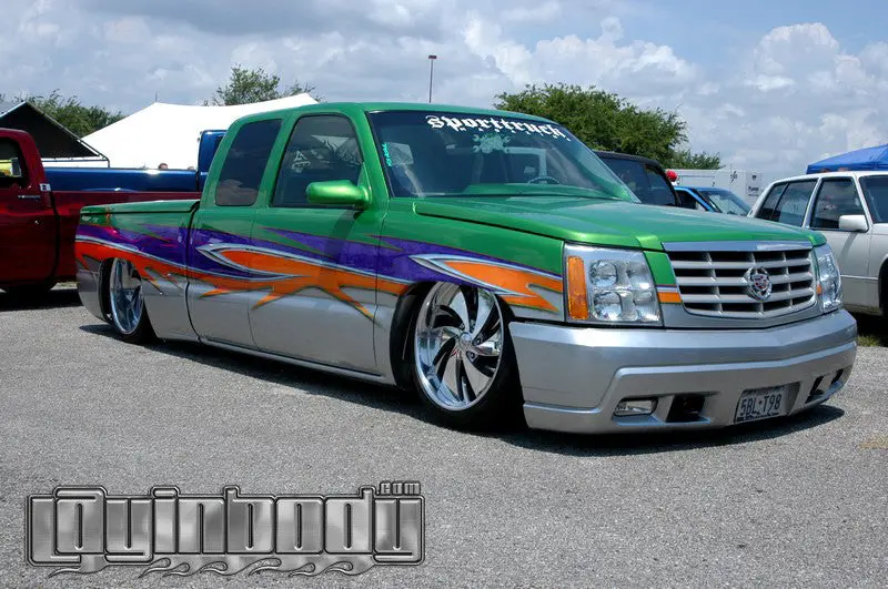 99'-06' Chevy 1500 F & R Air Suspension Kit 20"-22" Wheels (Front Cups) 1