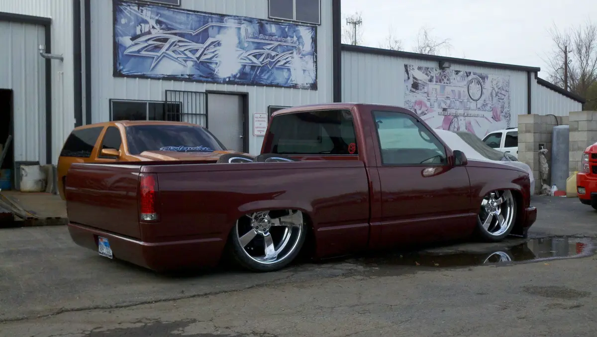 88'-98' Chevy 1500 Full Air Suspension Setup - Wheel Size Up To 22'S 1