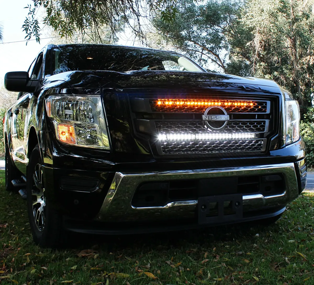 2017+ Nissan Titan Dual 30S Light Bars 1
