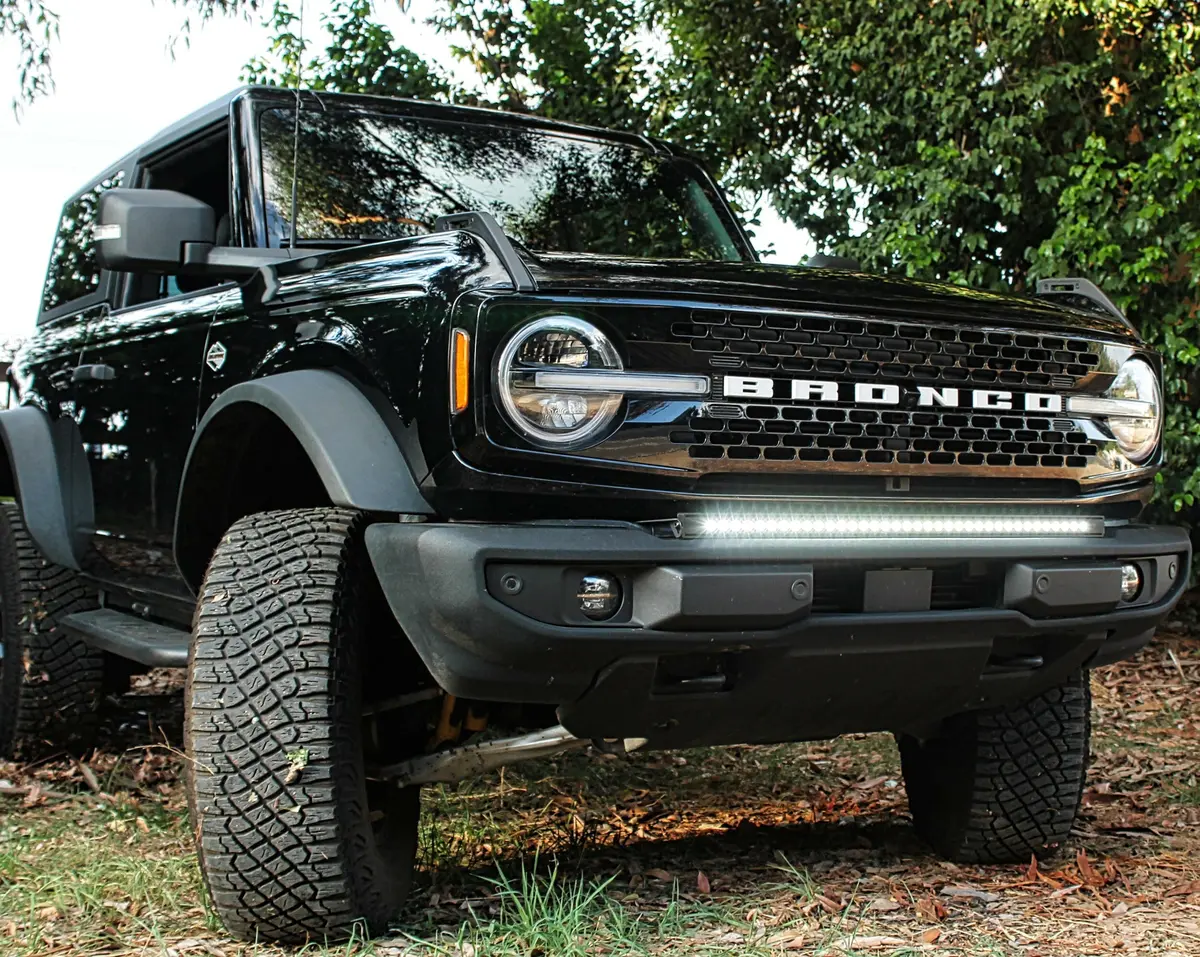 2021+ Ford Bronco Standard Bumper 40In Light Bar - Slim 1