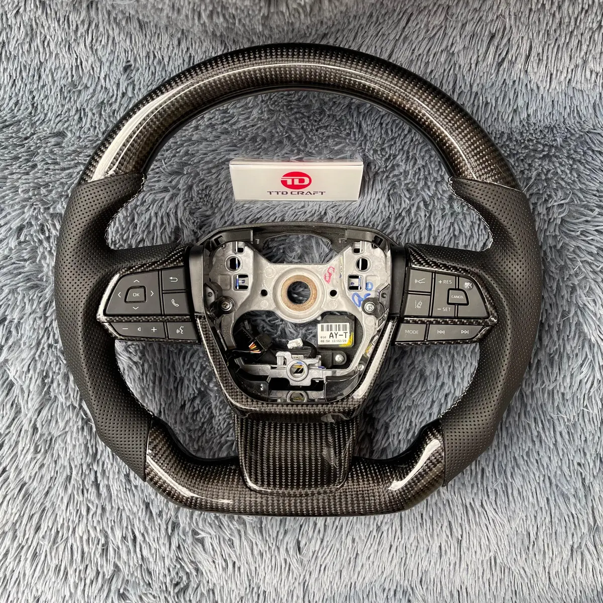 Ttd Craft Toyota 2020-2026 Highlander/ Sienna Carbon Fiber Steering Wheel 1