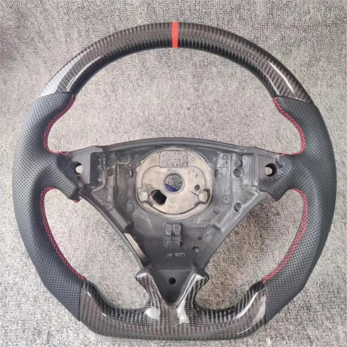 Ttd Craft Porsche 2003-2010 Cayenne 955 957 958 Carbon Fiber Steering Wheel 1