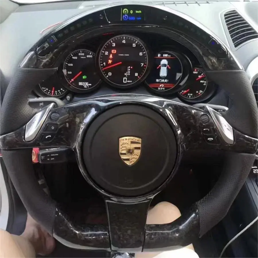 Ttd Craft Porsche 911 (991.1) / Boxster (987.2 981) / Cayman (981) / Cayenne (958) / Panamera (970) Carbon Fiber Steering Wheel With Led 1