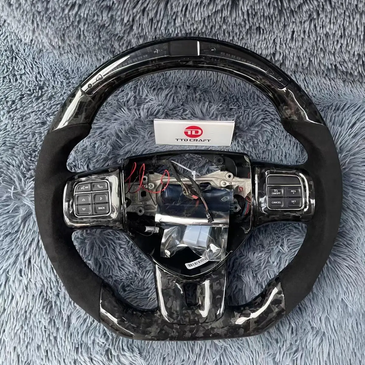 Ttd Craft Dodge 2013-2016 Dart / 2011-2014 Avenger Charger Challenger / 2011-2020 Journey Caravan / 2011-2013 Durango Carbon Fiber Steering Wheel 1