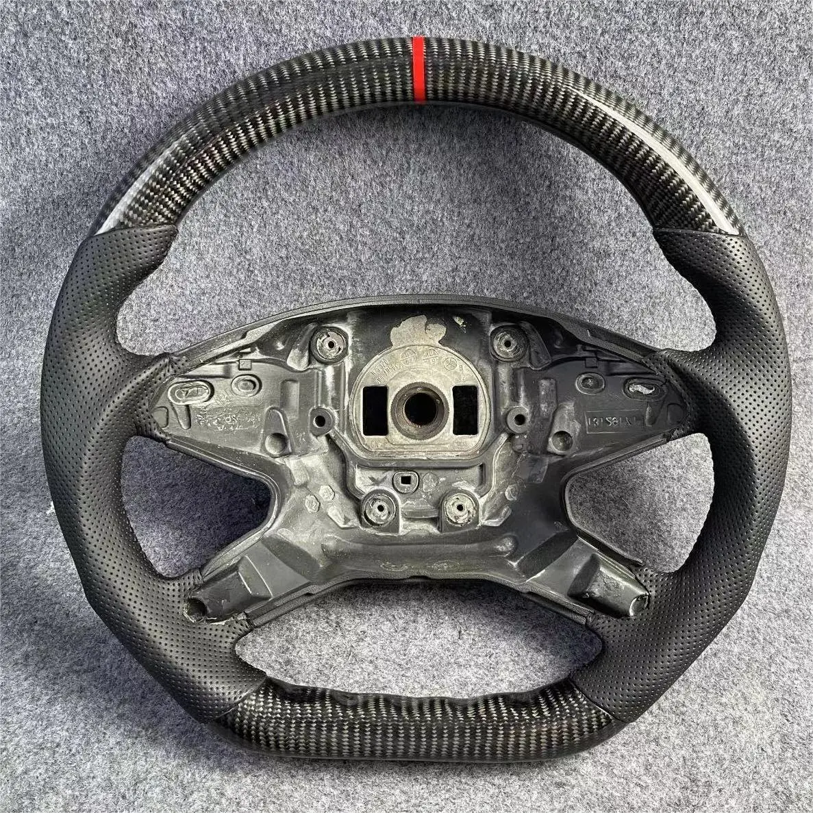 Carbon Fiber Steering Wheel For Mercedes 2007-2010 W204 | Ttd Craft 1
