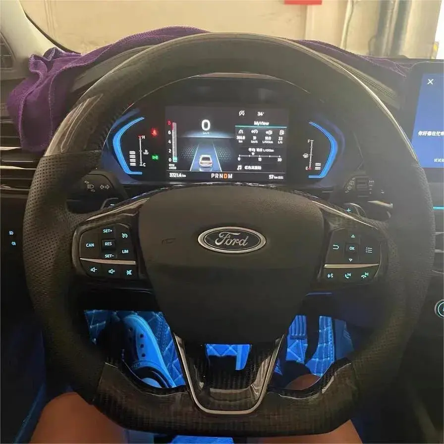 Ttd Craft Ford 2018-2025 Fiesta /Foucs Mk4 /Escape Carbon Fiber Steering Wheel 1