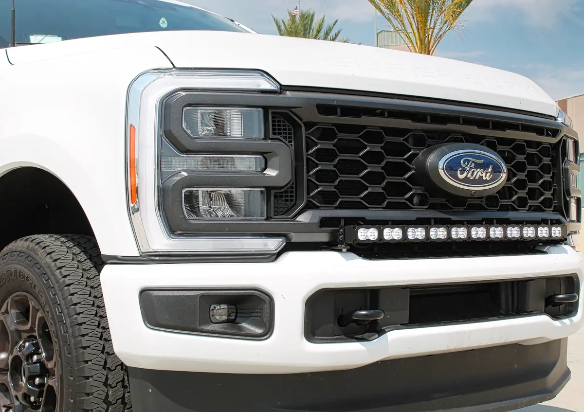 2023+ Ford Super Duty F250/350/450 40In Light Bar - Pro 1