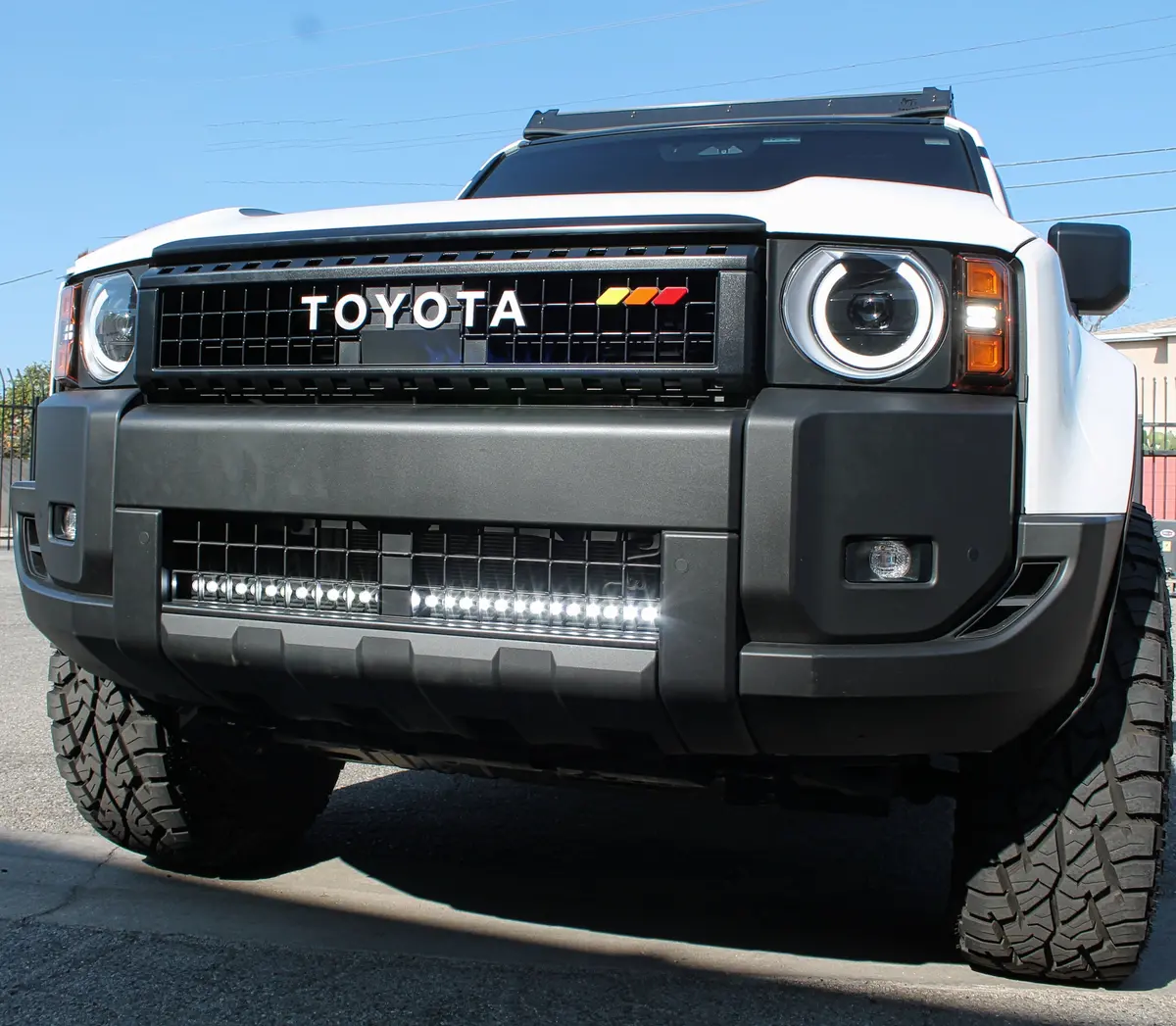 Land Cruiser Lightbar 2024+ Slim 1