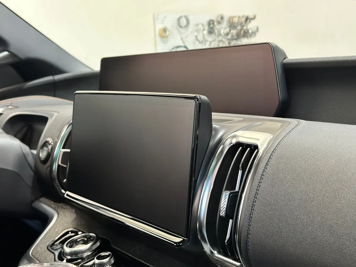 2025+ Ford Expedition | 13.2" Main Infotainment & 24" Cluster | Matte/Anti-Glare | Screen Protector Kit 1