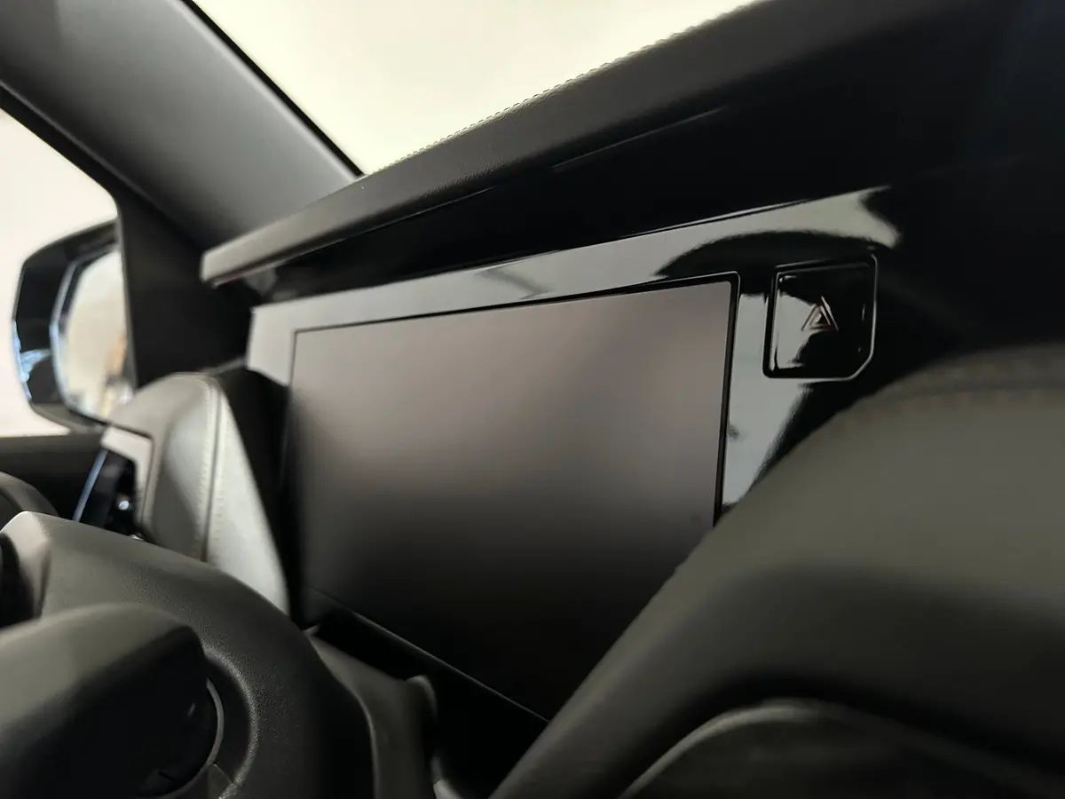 2025-2026 Gmc Yukon | 16.8" Main Infotainment & 11" Gauge Cluster | Matte/Anti-Glare | Screen Protector Kit (2 Piece) 2