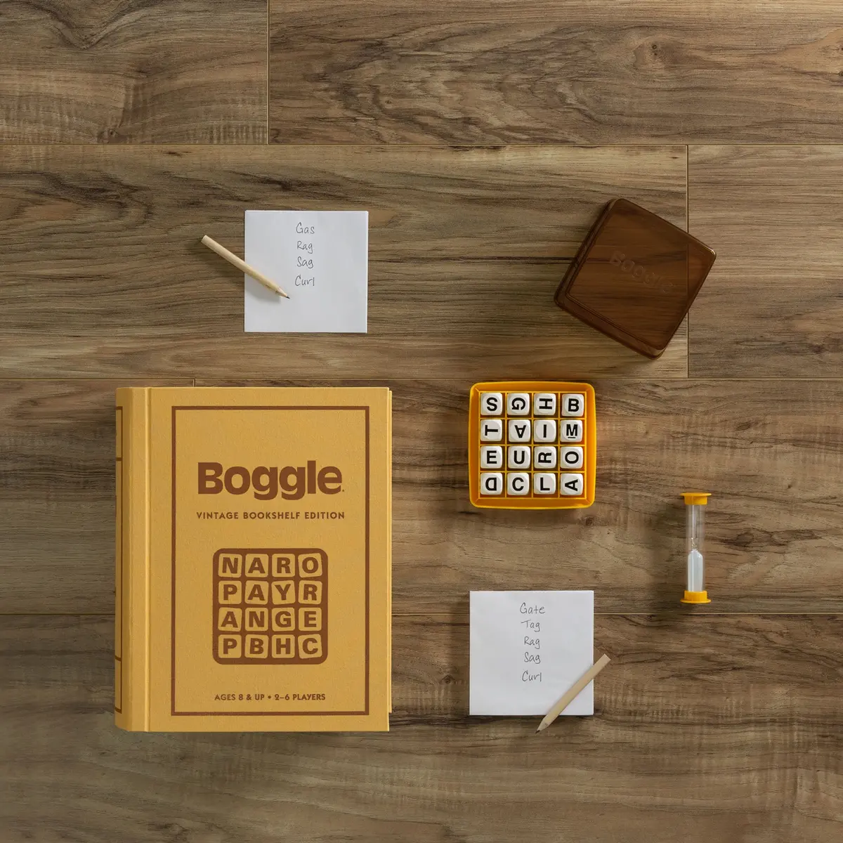 Boggle Vintage Bookshelf Edition 1