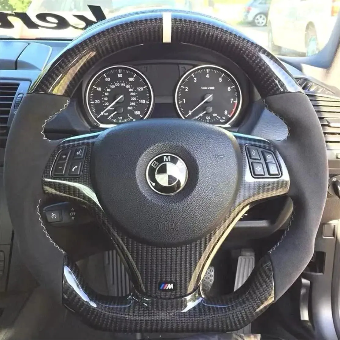 Ttd Craft 1 Series E82 E88 / 3 Series E90 E91 E92 E93 / X1 E84 Carbon Fiber Steering Wheel 1