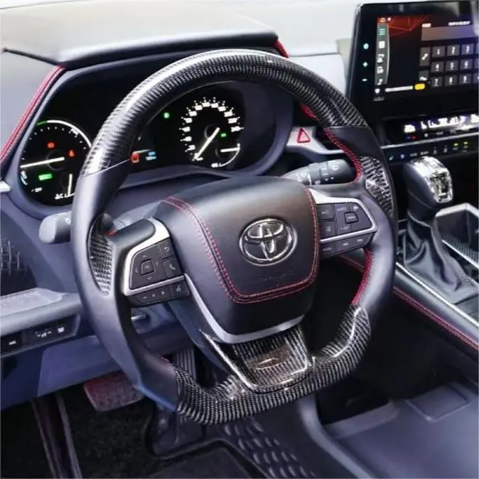 Ttd Craft Toyota 2020-2026 Highlander/Sienna Carbon Fiber Steering Wheel 1