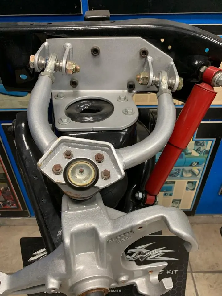 63'-87' C10 Chevy/ Gm 1500, 2500, 3500 Kit W/ Upper Control Arm 1