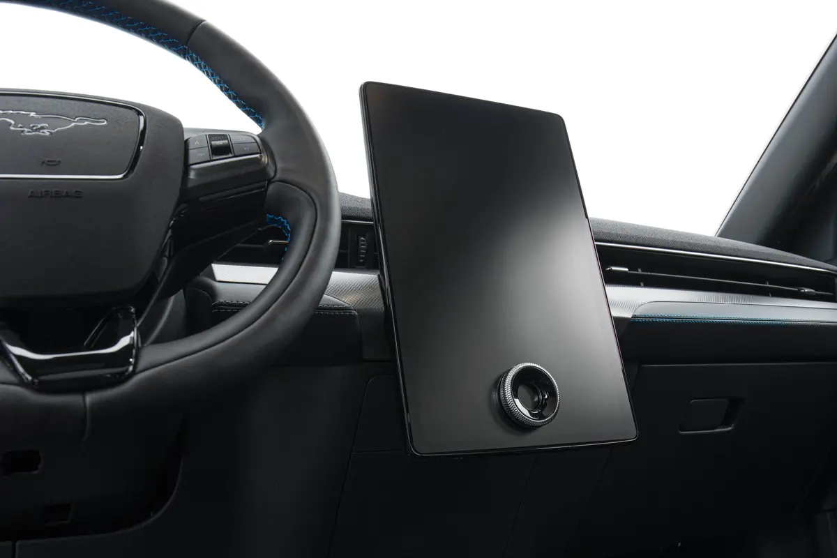 2022-2024+ Ford Expedition | 15.5" Main Infotainment | Matte/Anti-Glare | Screen Protector Kit 1