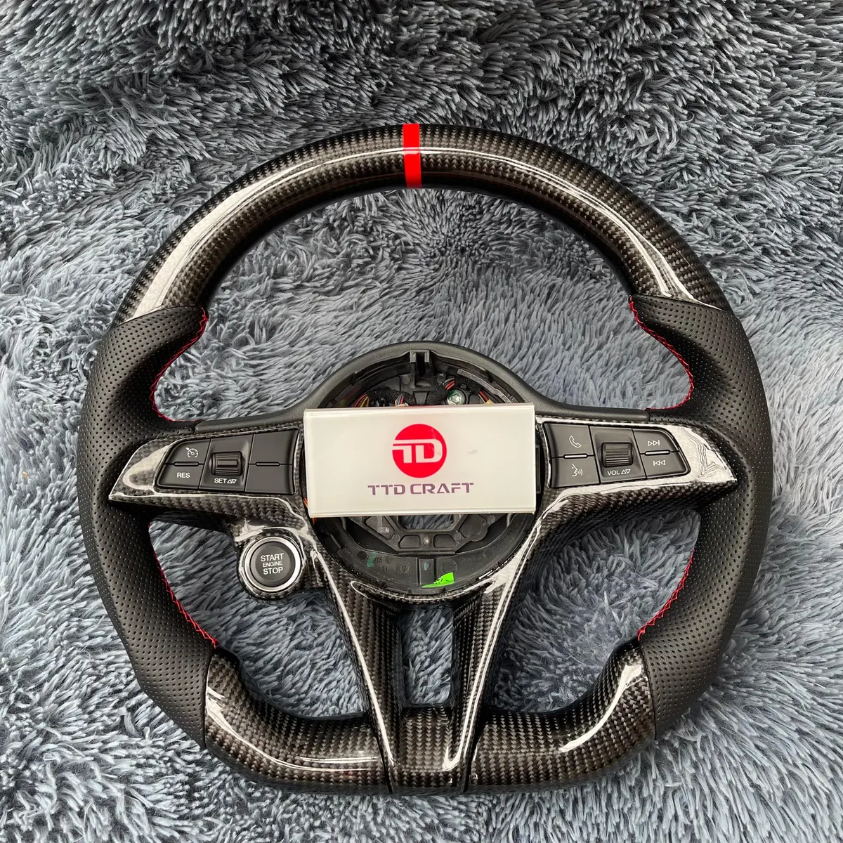 Custom Carbon Fiber Steering Wheel For Alfa Romeo Giulia Stelvio 2017-2021|Ttd Craft 1