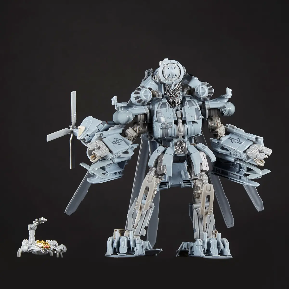 Transformers Studio Series 08 Leader Class Movie 1 Decepticon Blackout Figure 2