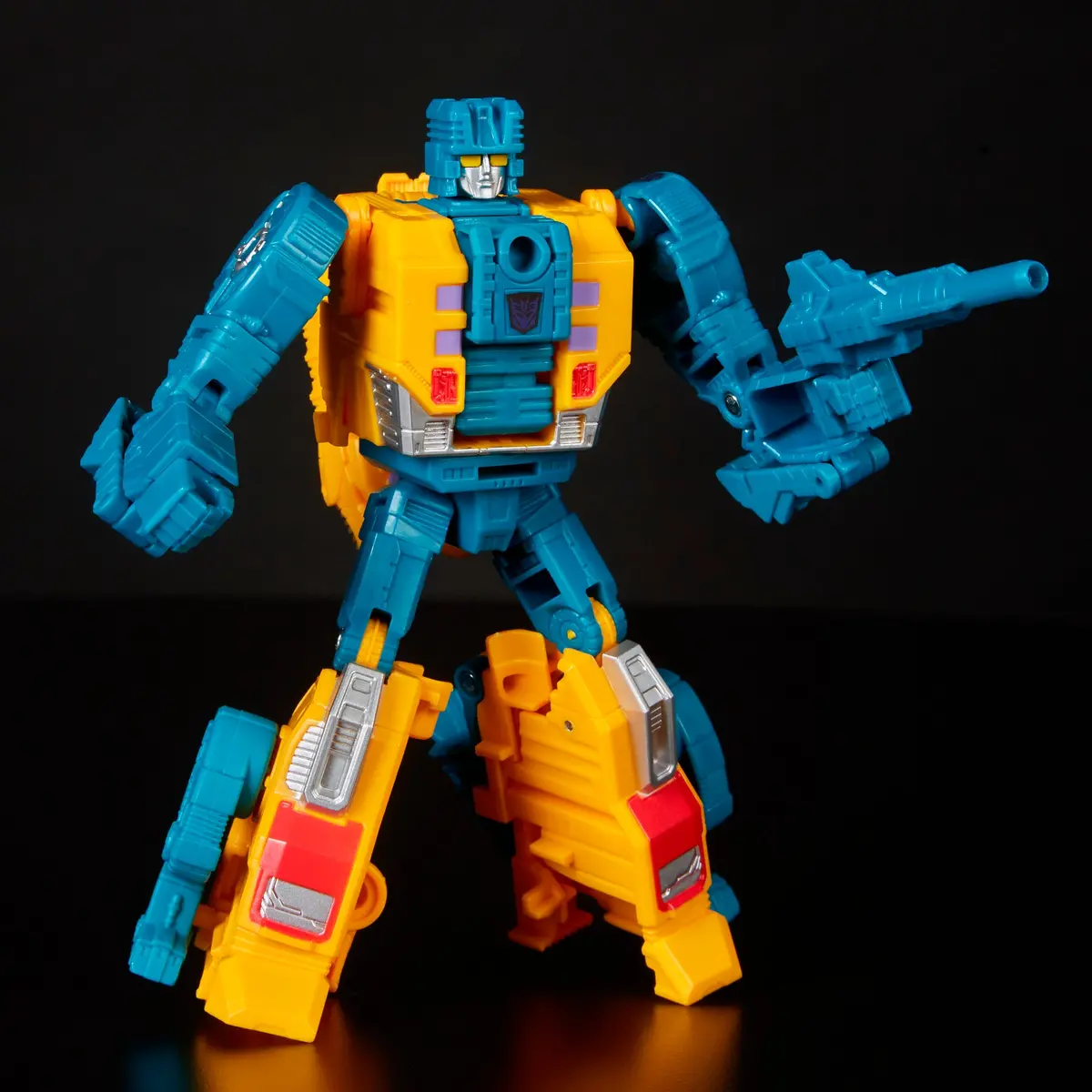 Transformers Generations Power Of The Primes Deluxe Class Sinnertwin Figure 2
