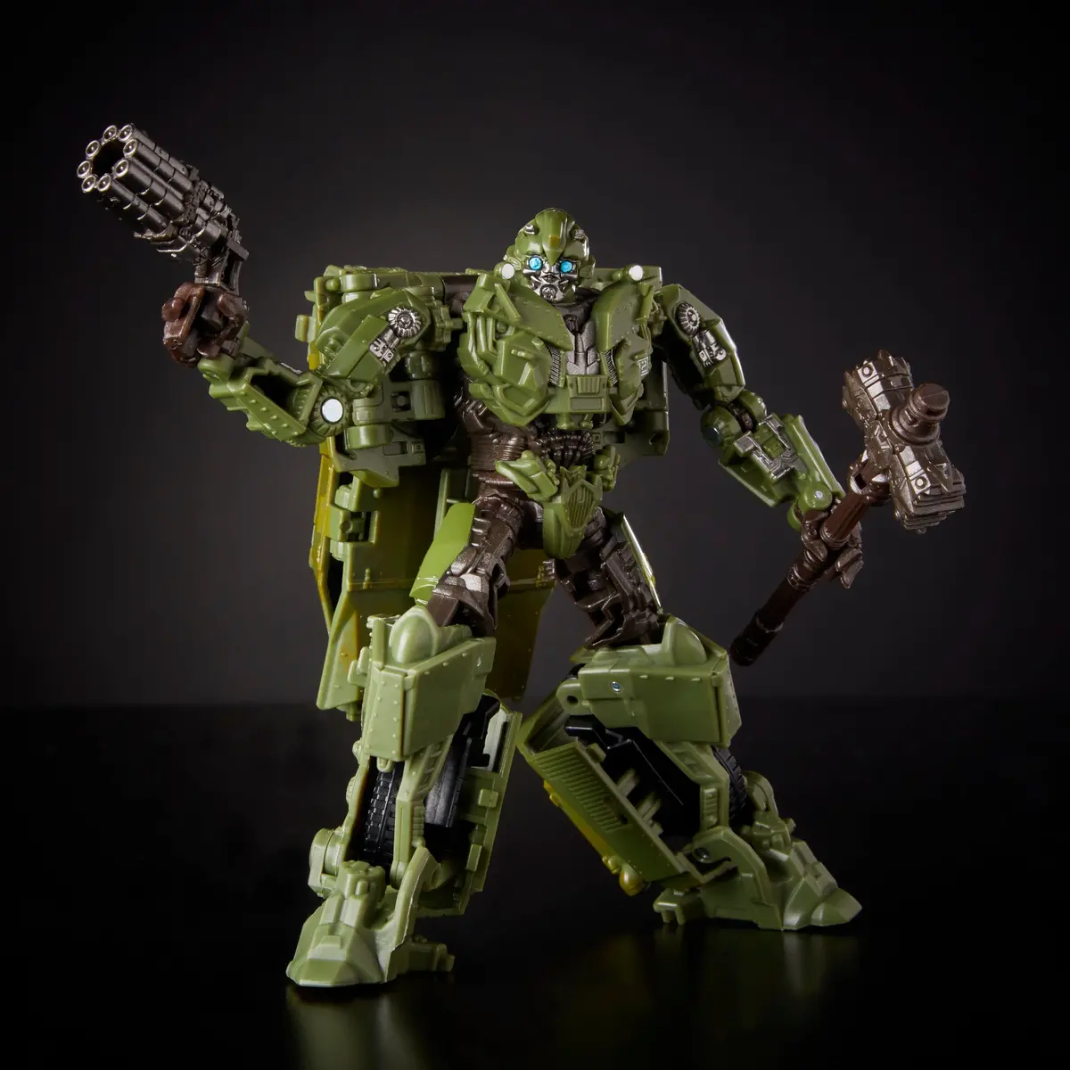 Transformers Studio Series 26 Deluxe Class Transformers: The Last Knight Wwii Bumblebee Action Figure 2