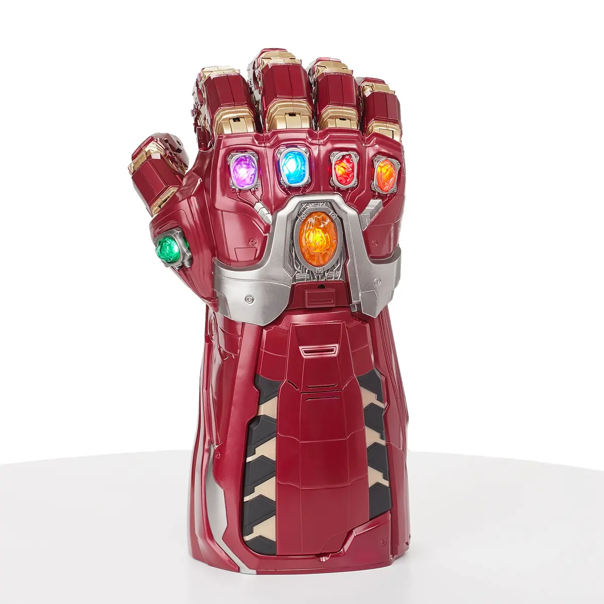 Marvel Legends Series: Endgame Electronic Power Gauntlet 1