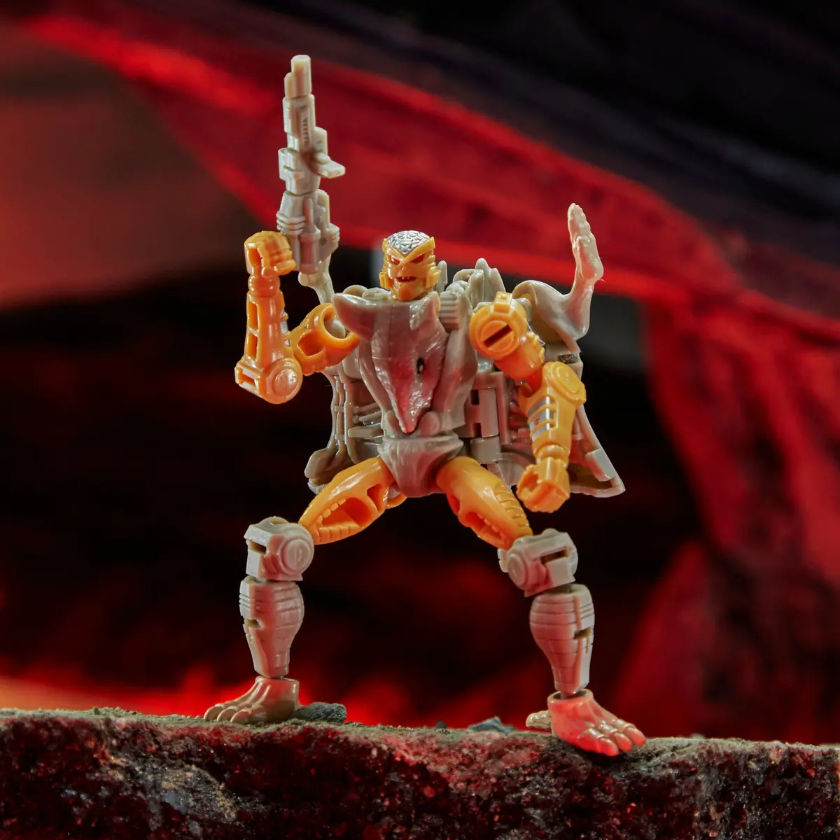 Transformers Generations War For Cybertron: Kingdom Core Class Wfc-K2 Rattrap 1
