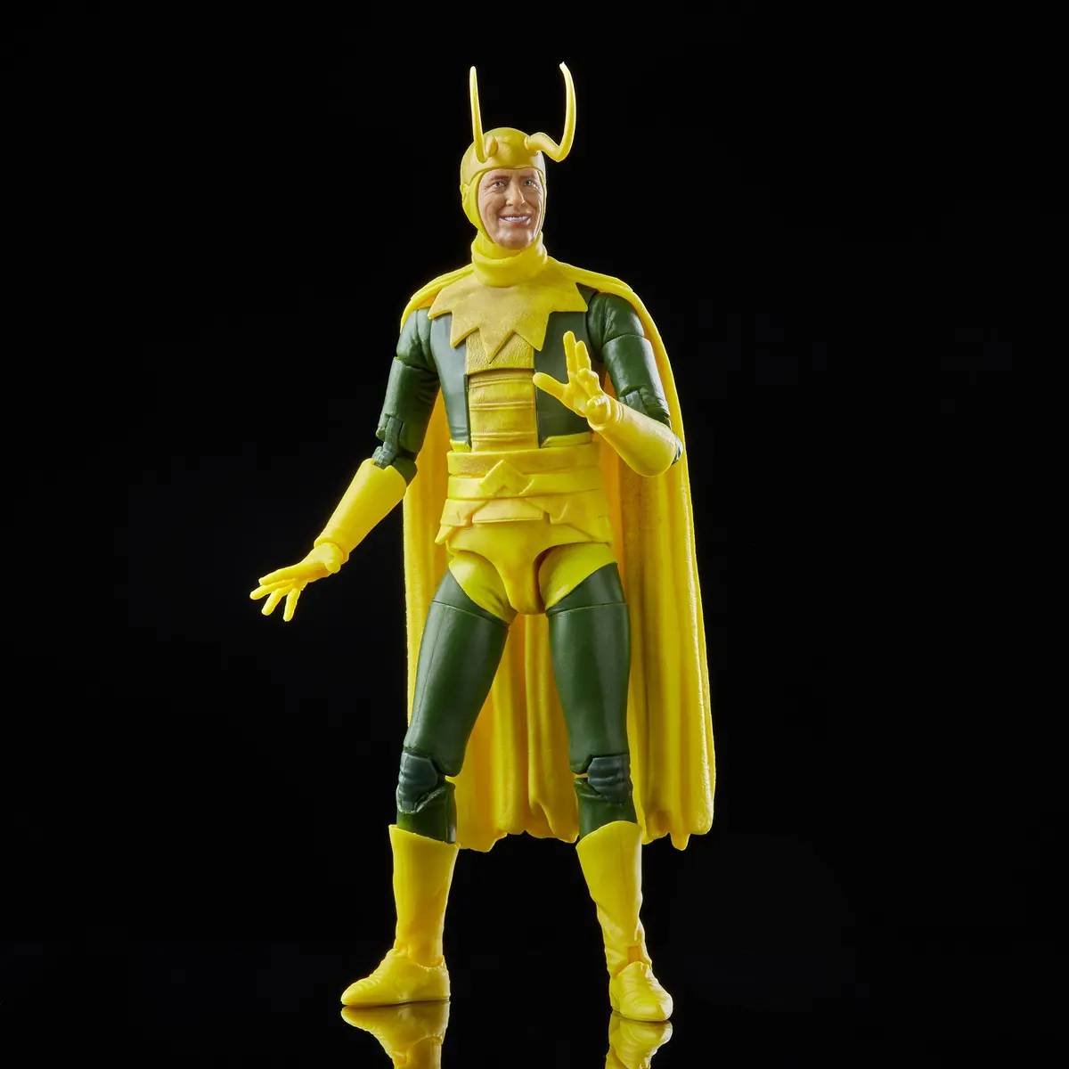 Marvel Legends Series Classic Loki 1