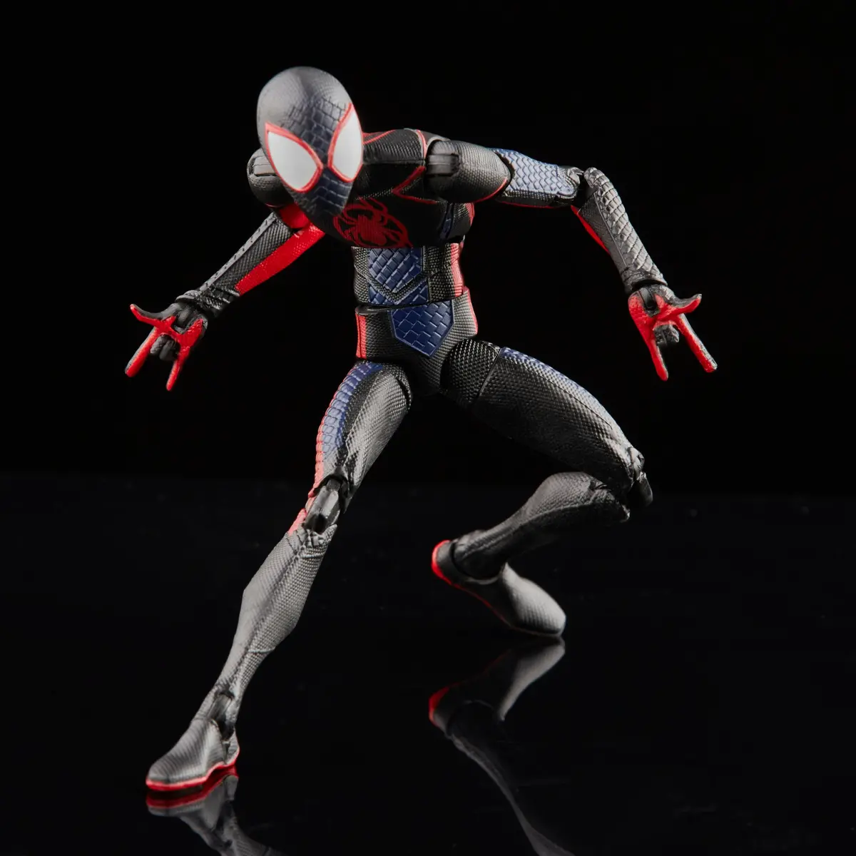 Marvel Legends Series Miles Morales 1