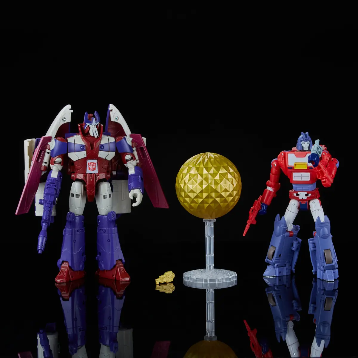 Transformers Generations Legacy A Hero Is Born 2-Pack 1