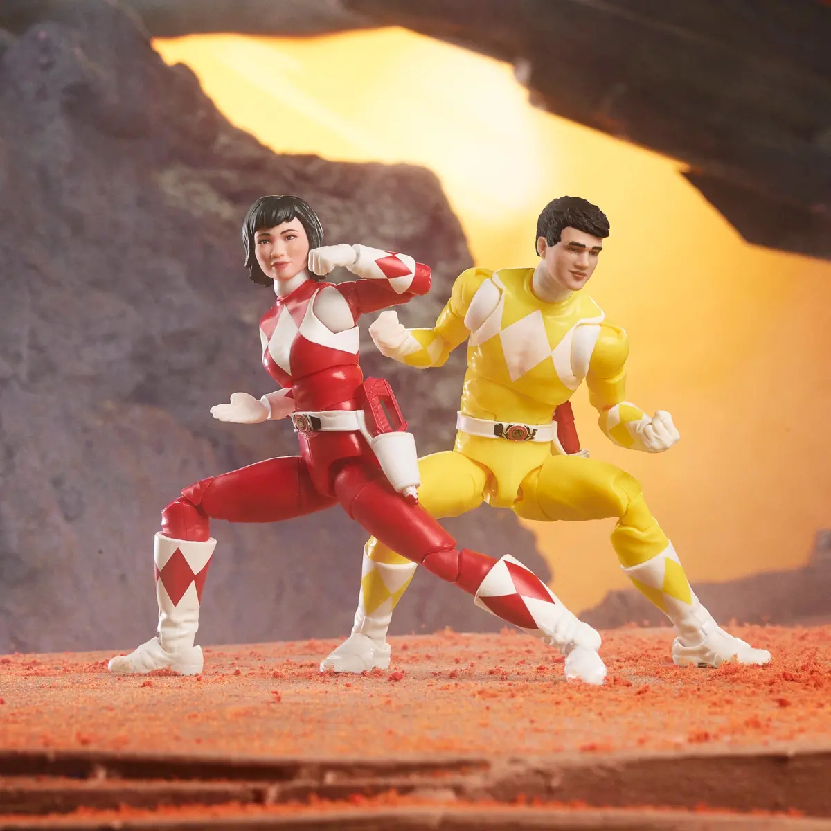 Power Rangers Lightning Collection Mighty Morphin Yellow & Red Ranger “Swap” 2-Pack 1