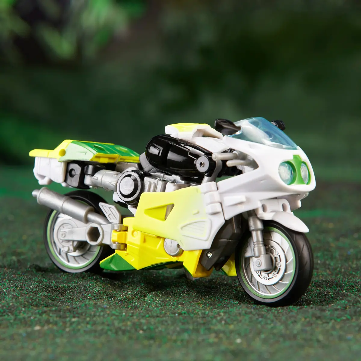 Transformers Legacy: Evolution G2 Universe Laser Cycle 2