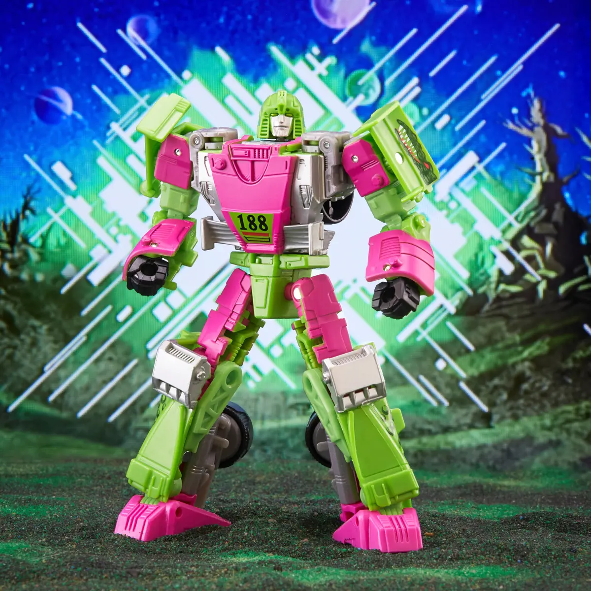 Transformers Legacy: Evolution G2 Universe Autobot Mirage 1