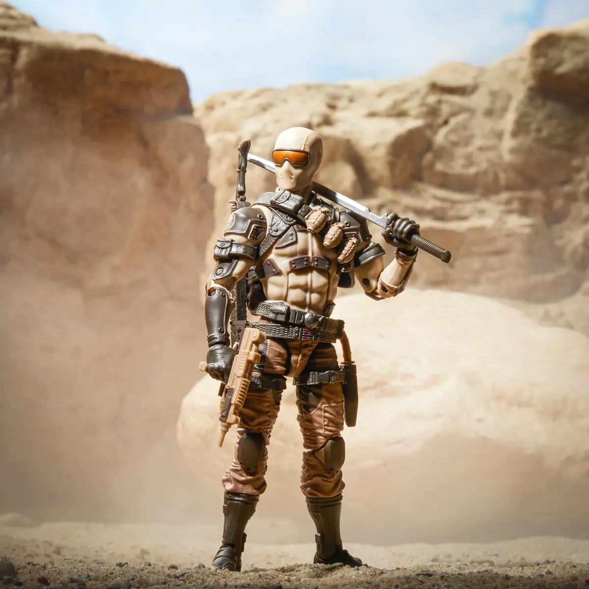 G.I. Joe Classified Series Desert Commando Snake Eyes, 92 1