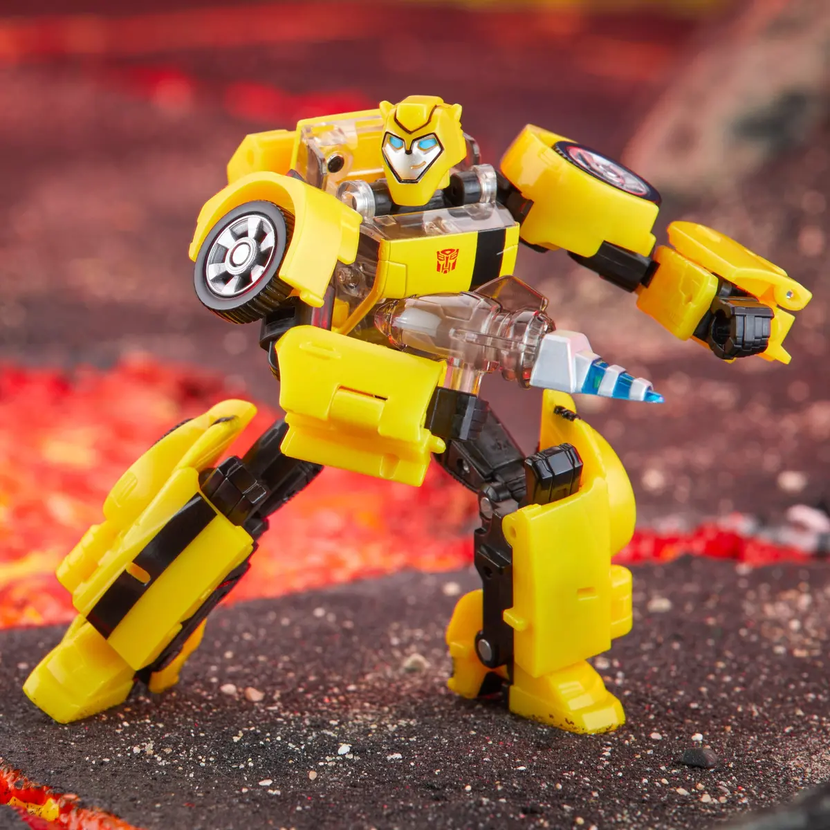 Transformers Legacy United Deluxe Class Animated Universe Bumblebee 1