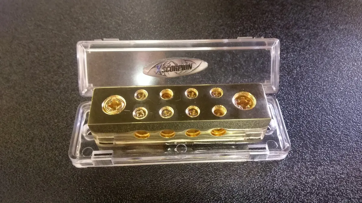 Xscorpion Gdb2088 Power Ground Distribution Block 1