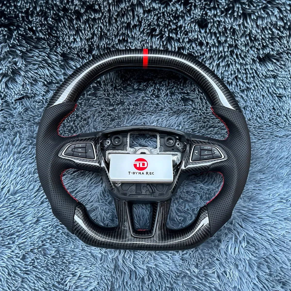 Ttd Craft Ford 2015-2018 Focus Mk3 Rs/St Carbon Fiber Steering Wheel 1
