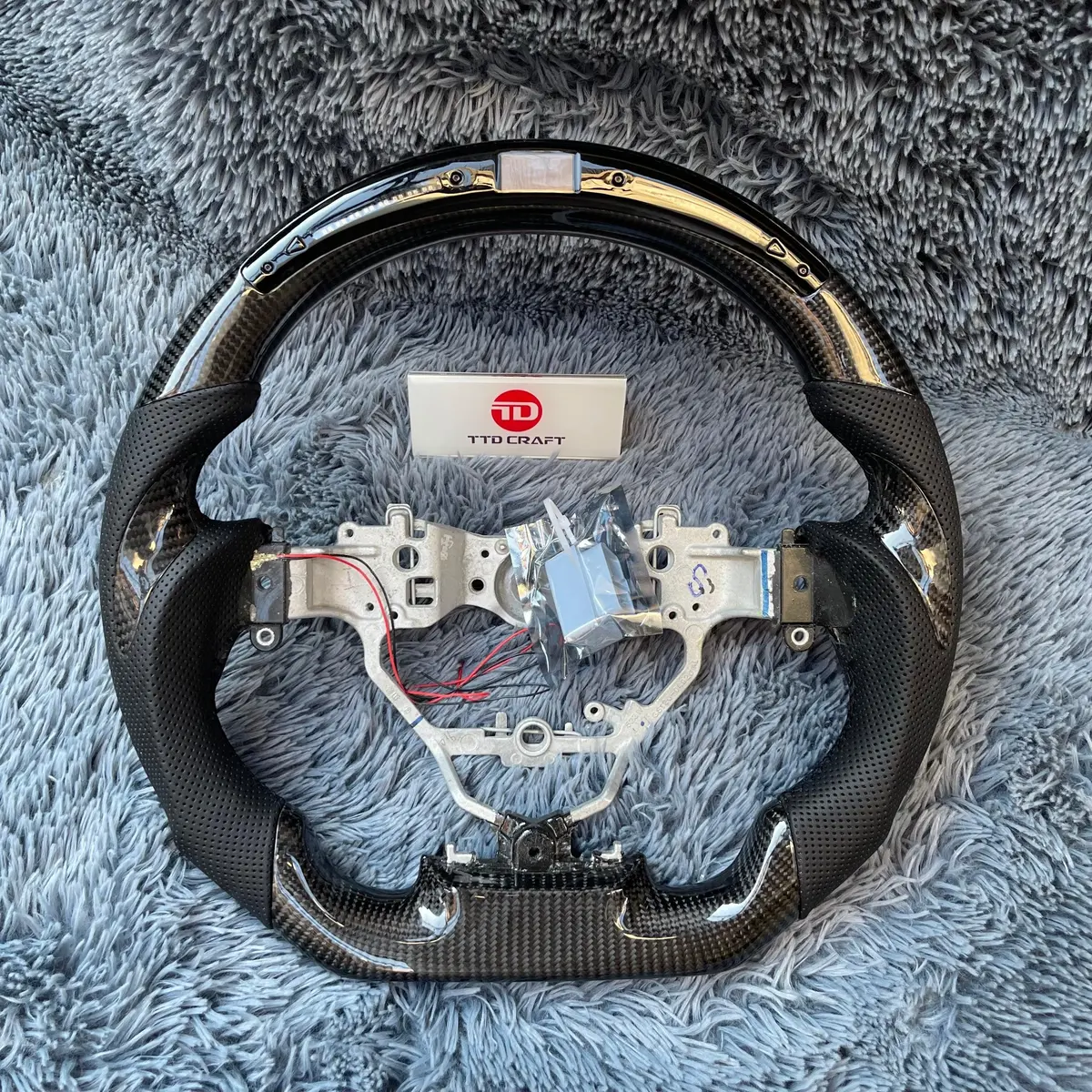 Ttd Craft Lexus 2013-2015 Gs350 Gs450 / Es300 Es350 / Rx350 Rx450 Carbon Fiber Steering Wheel 1