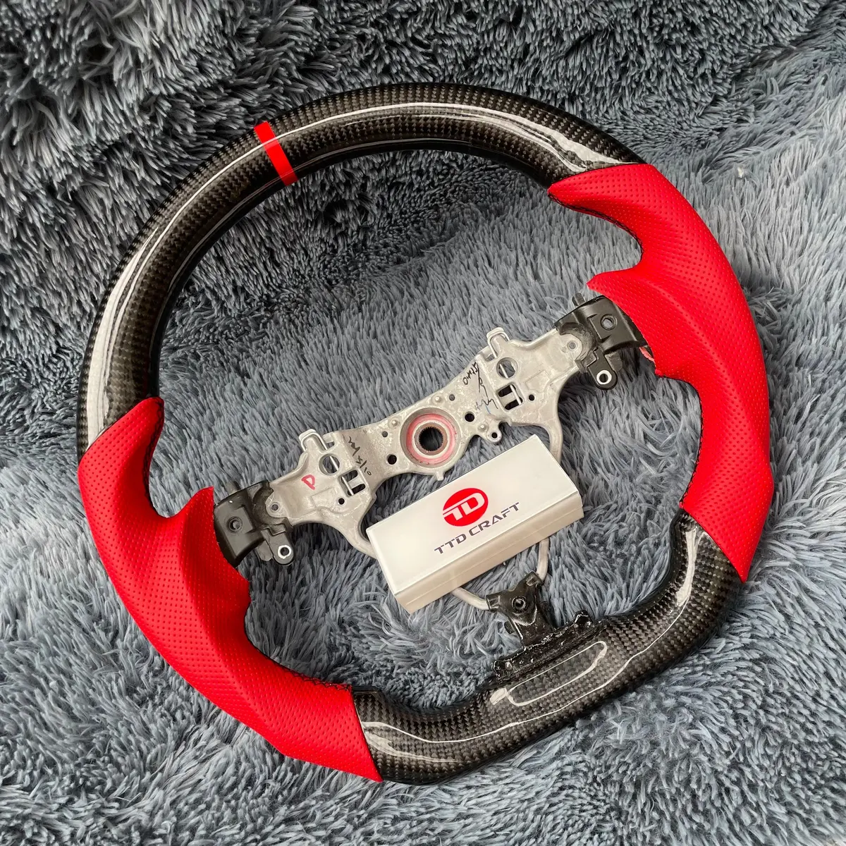 Ttd Craft Toyota 2014-2017 Camry 2013-2018 Harrier Carbon Fiber Steering Wheel 2