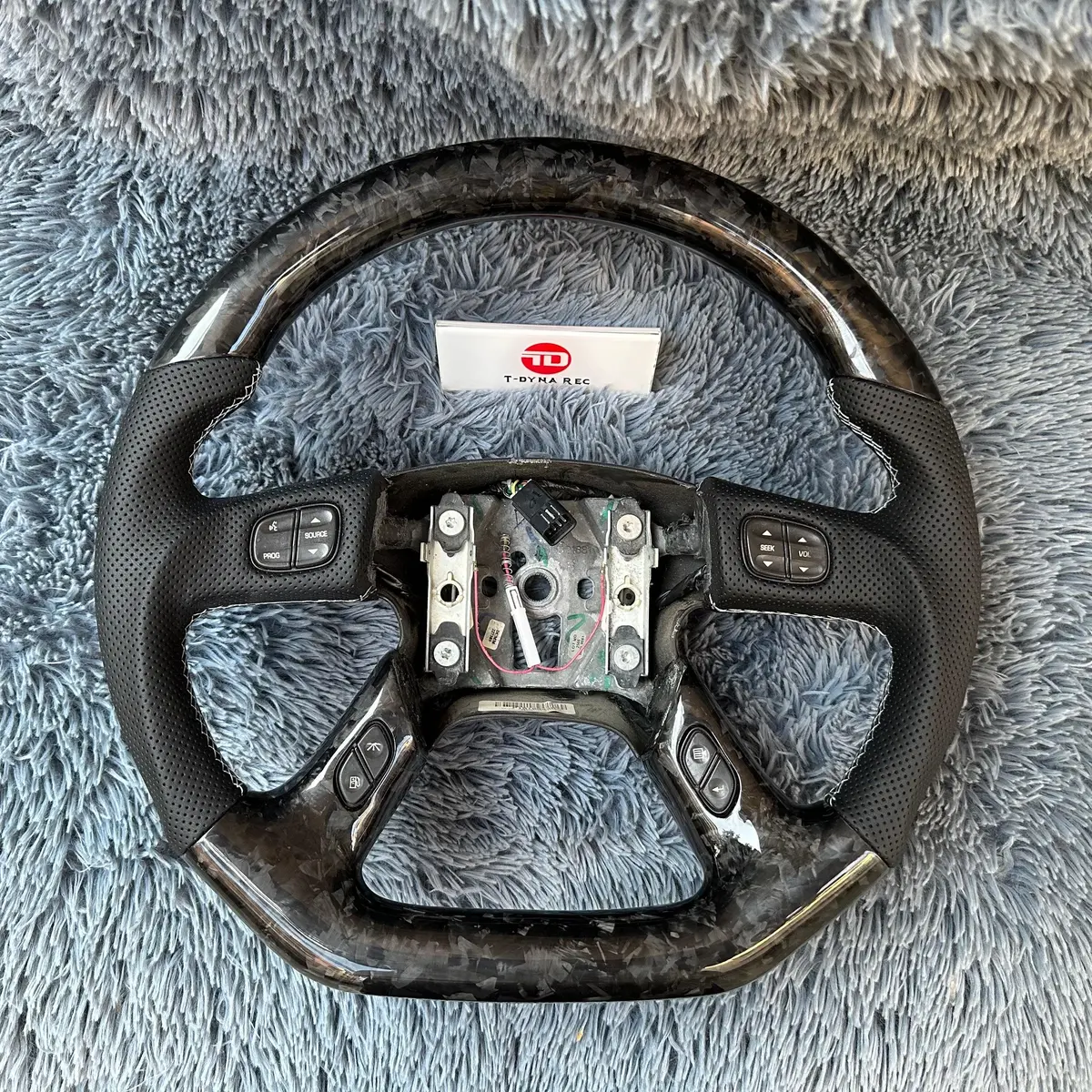 Ttd Craft 2003-2007 Hummer H2 Carbon Fiber Steering Wheel 1