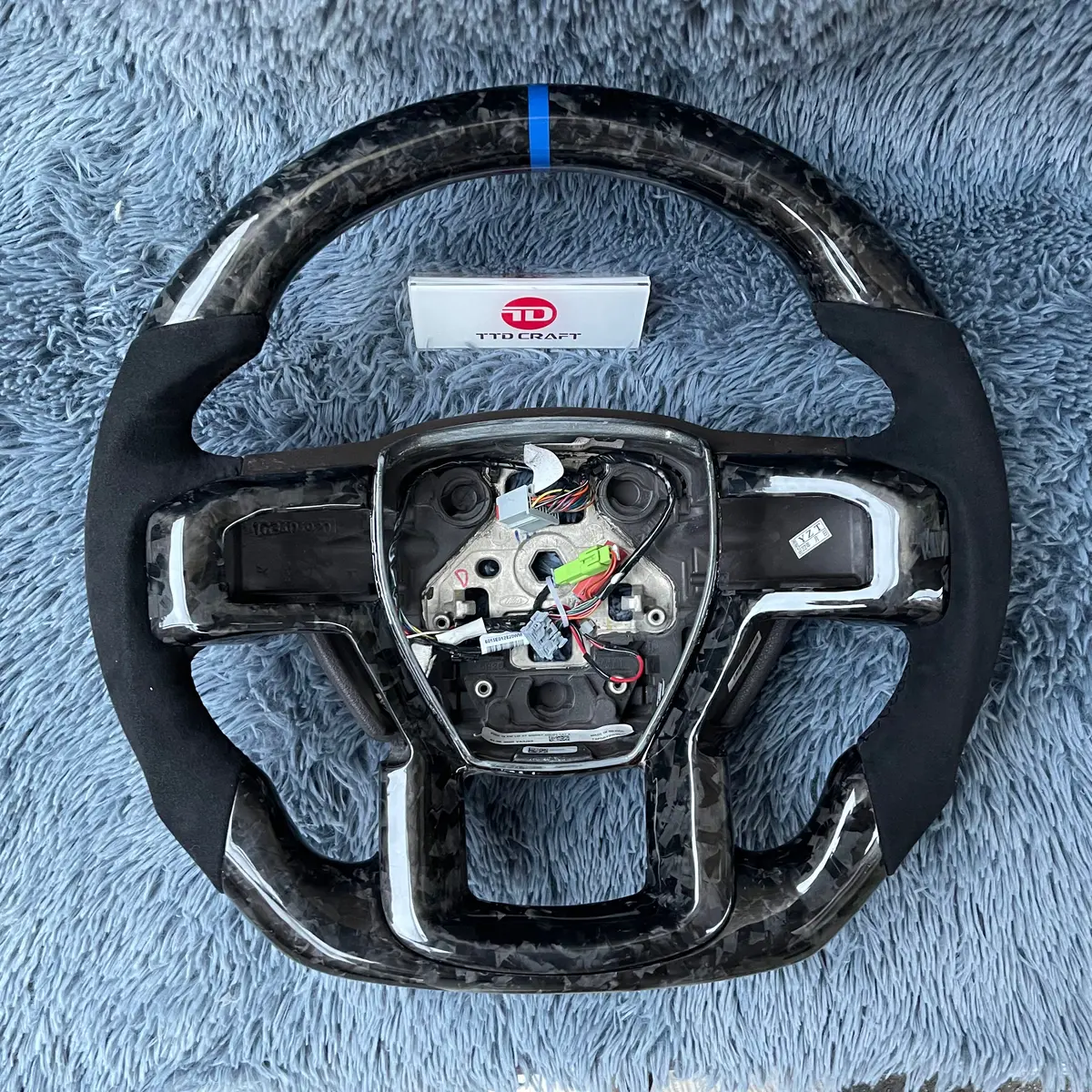 Ttd Craft Ford 2015-2020 F150 Raptor / 2017-2022 F250/ 2017-2022 F350 Carbon Fiber Steering Wheel 1