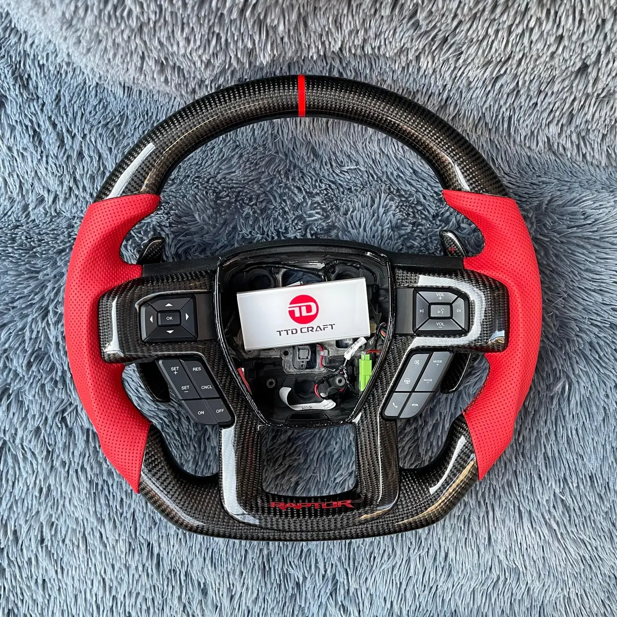 Ttd Craft Ford 2018-2020 Expedition Carbon Fiber Steering Wheel 1