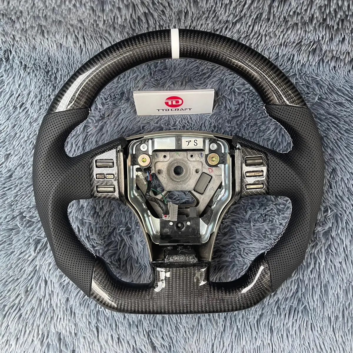 Ttd Craft  Infiniti 2003-2006 G35 Carbon Fiber Steering Wheel 1
