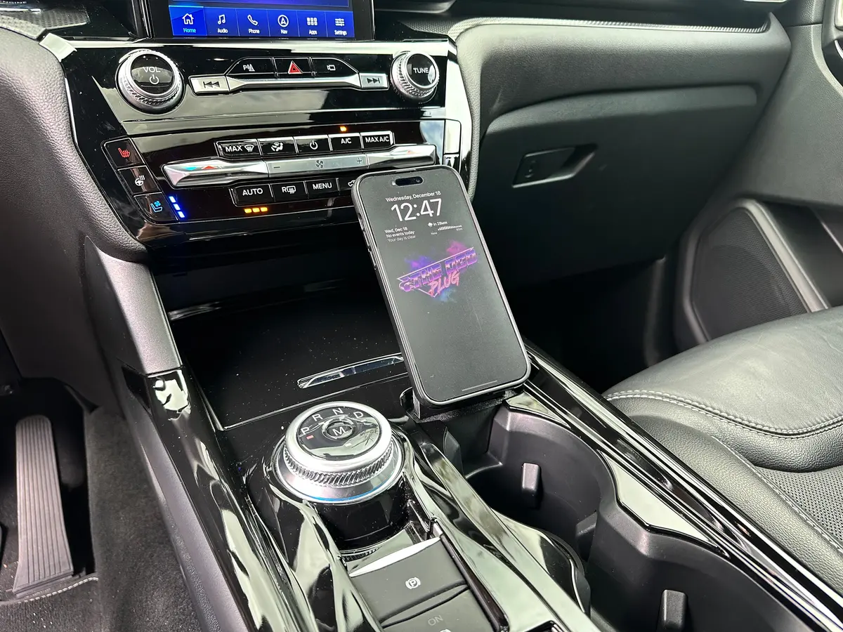 2020-2024 Explorer Mag Safe Wireless Charging Mount (Charger Included) 1