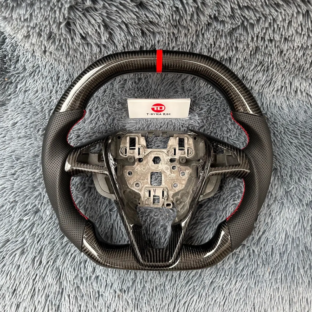 Ttd Craft Ford 2013-2020 Fusion/Mondeo/Edge Carbon Fiber Steering Wheel 1