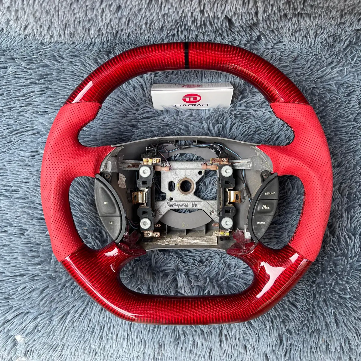 Ttd Craft Ford 1994-2004 Mustang Carbon Fiber Steering Wheel 1