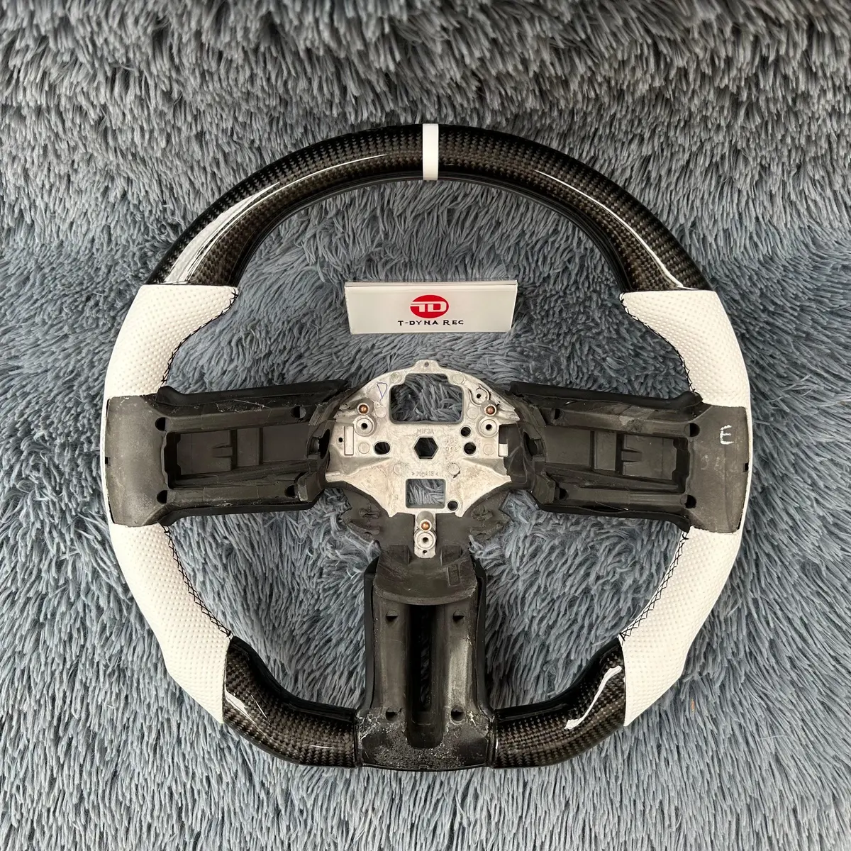 Ttd Craft Ford 2010-2014 Mustang Gt Shelby Gt500 Carbon Fiber Steering Wheel 1