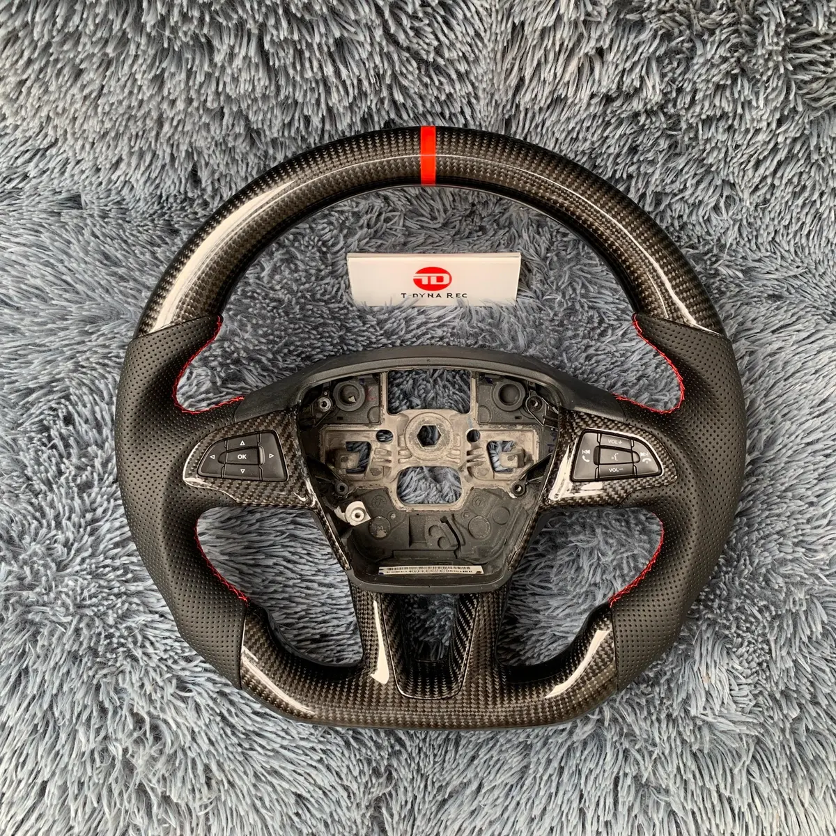 Ttd Craft Ford 2015-2018 Focus Mk3 Rs/St Carbon Fiber Steering Wheel 1