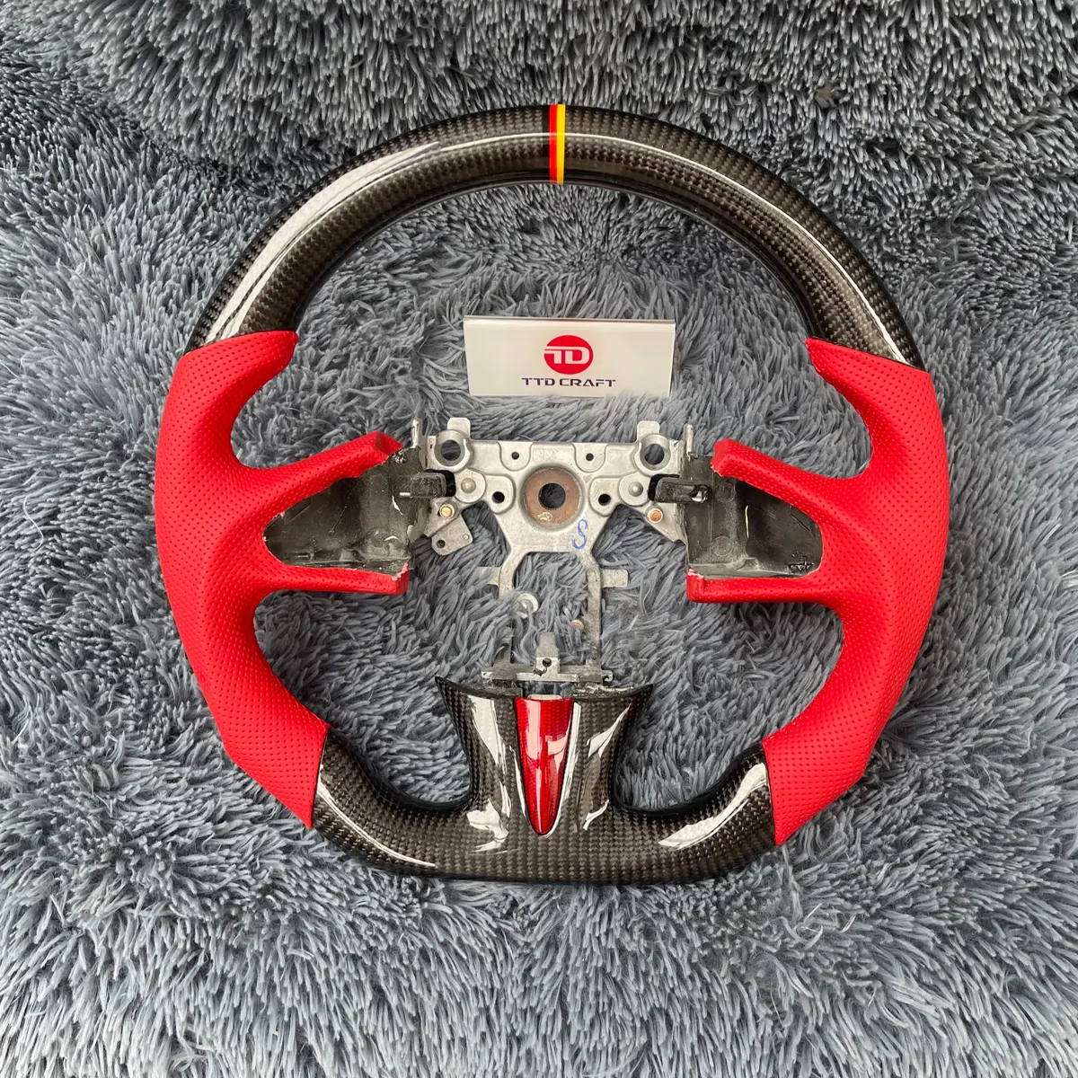 Ttd Craft  Infiniti  2013-2017 Q50 Q50l Carbon Fiber Steering Wheel 1