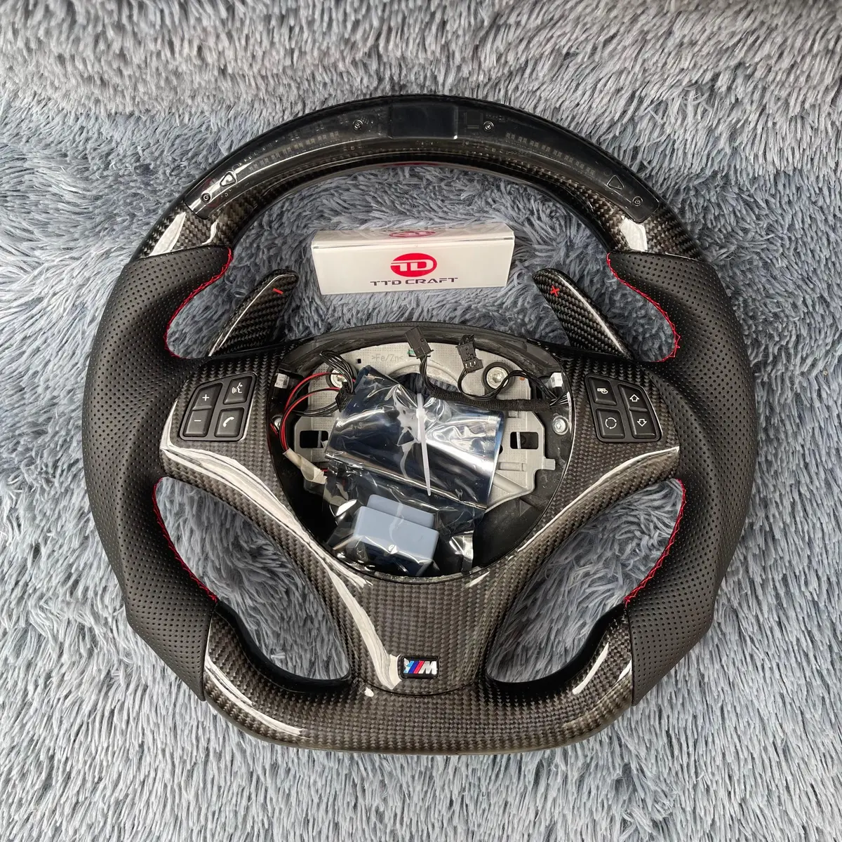 Ttd Craft 1 Series E82 E88 / 3 Series E90 E91 E92 E93 / X1 E84 Carbon Fiber Steering Wheel 1