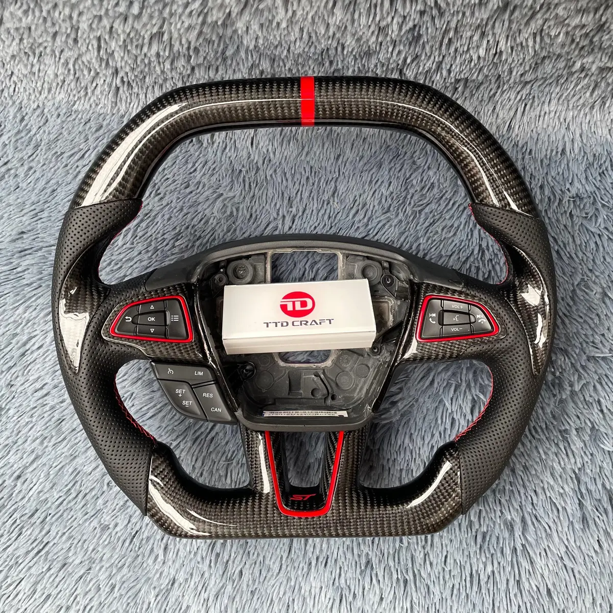 Ttd Craft Ford 2015-2018 Focus Mk3 Rs/St Carbon Fiber Steering Wheel 1