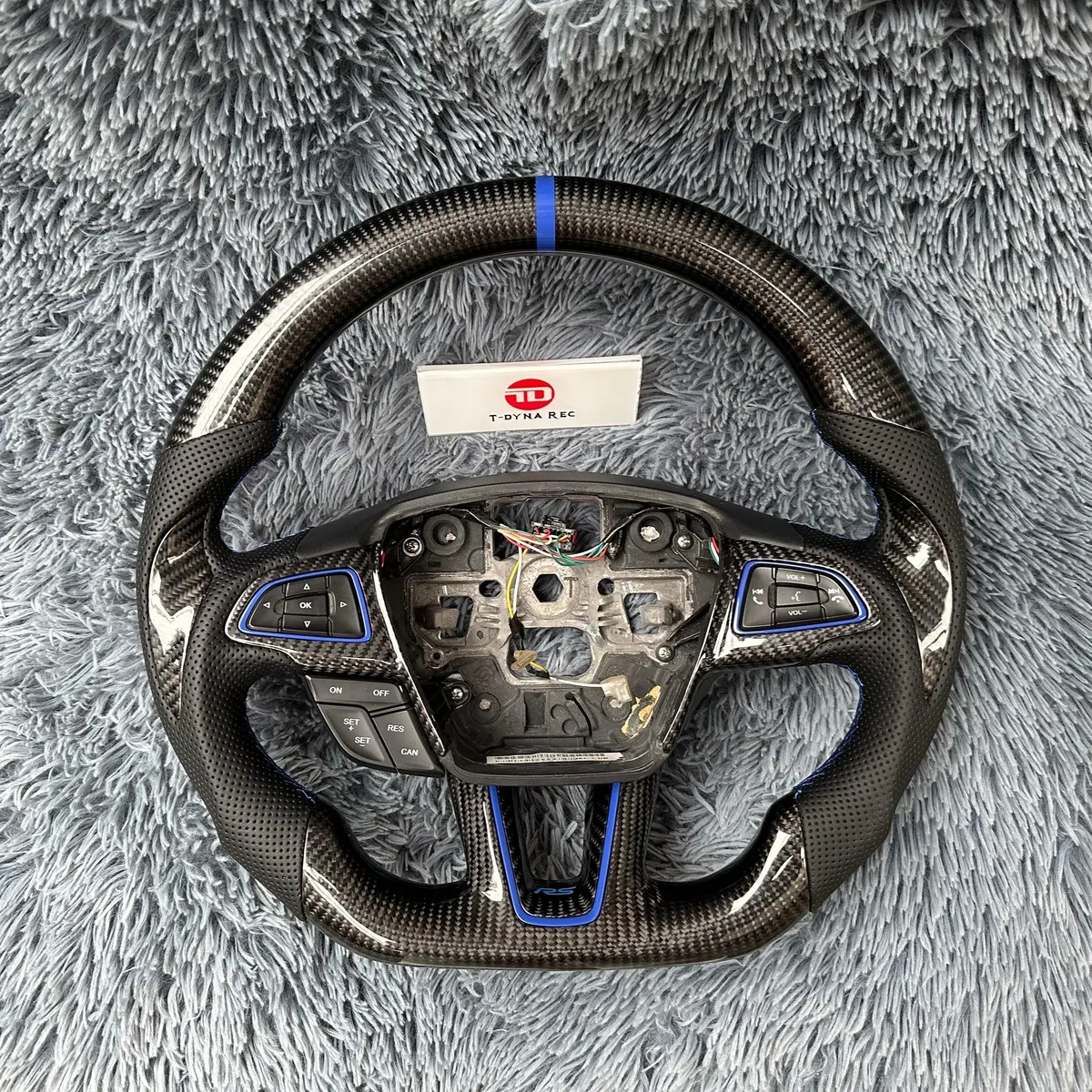 Ttd Craft Ford 2015-2018 Focus Mk3 Rs/St Carbon Fiber Steering Wheel 1